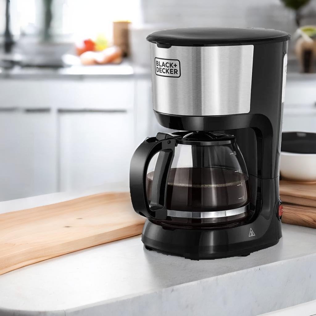 BLACK+DECKER Coffee Maker, 750W, 10-Cup Drip Coffee Machine with 1.25L Glass Carafe, Easy-Grip Handle, Drip Stop, Non-Stick Warming Plate, Auto-Shutoff, Boil Dry Protection, Silver/Black - DCM750S-B5 - الصورة 4