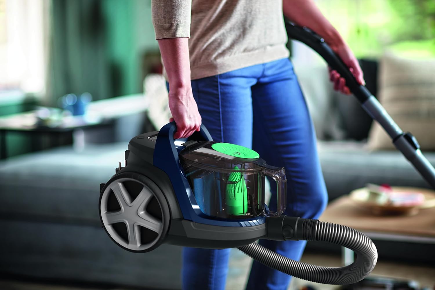 Philips Bagless Vacuum, 410W Suction Power, 2000W, 1.5L Dust Capacity | 5000 Series, PowerCyclone 7, TriActive Nozzle, HEPA Filter, Hygienic Emptying, Power Control, Dark Royal Blue, FC9570/62 - الصورة 5