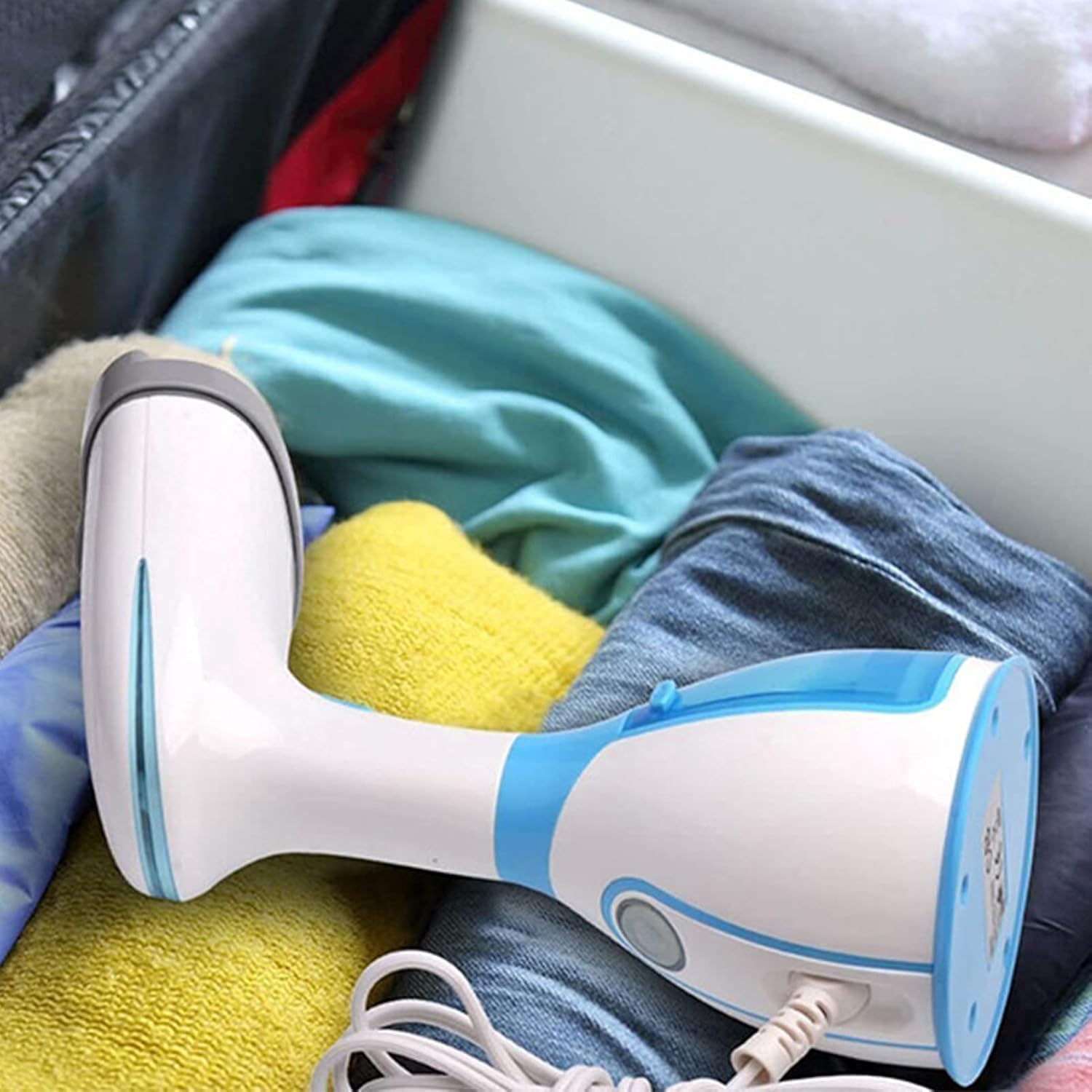 Manual Steam Iron 1500W 280ml Steam Iron with Removable Water Tank 15s Fast Heating Iron with Brush and Measuring Cup Suitable for Travel and Home Ideal for All Types of Fabrics - الصورة 5