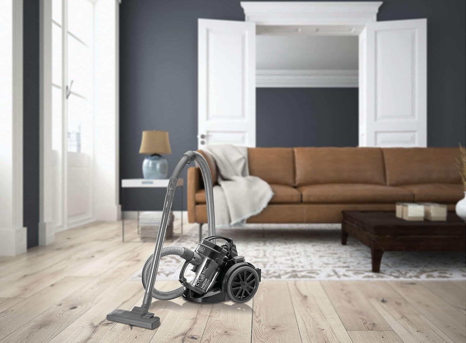 BLACK+DECKER Multi-Cyclonic Bagless Vacuum Cleaner, 1480W, 1.8L Capacity, 6-Stage Filtration, Variable Speed, 143 Air Watts, 5m Cable, Includes Brushes, Powerful & Efficient, Black - VM1480-B5 - الصورة 2