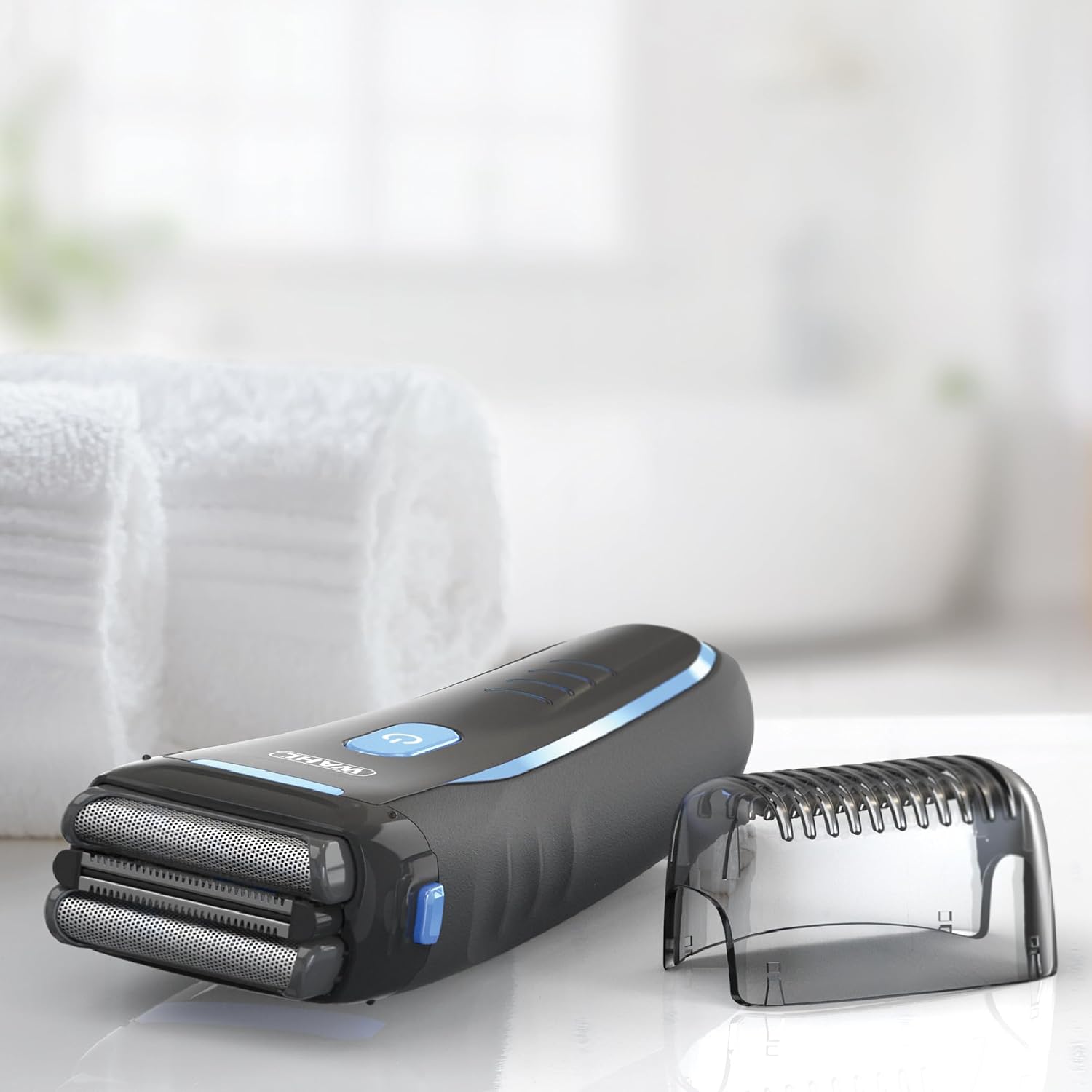 Wahl 7063-027 Groomsman Electric Shaver Rechargeable Wet/Dry Waterproof Electric Razor for Cordless Men's Shaving & Grooming - Lithium Ion with Long Run Time & Quick Charge – Model 7063 - الصورة 7