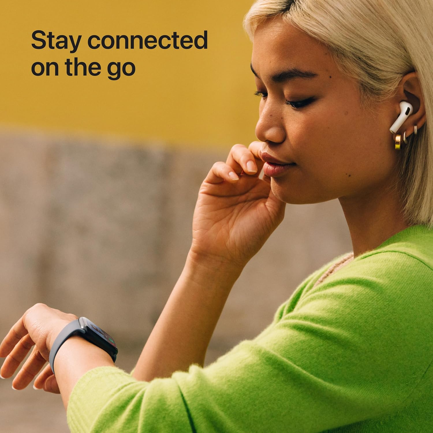 Apple Watch SE 3 GPS 40mm Smartwatch with Starlight Aluminium Case with Starlight Sport Band S/M. Fitness and Sleep Trackers, Heart Rate Monitor, Always-On Display, Water Resistant - الصورة 3